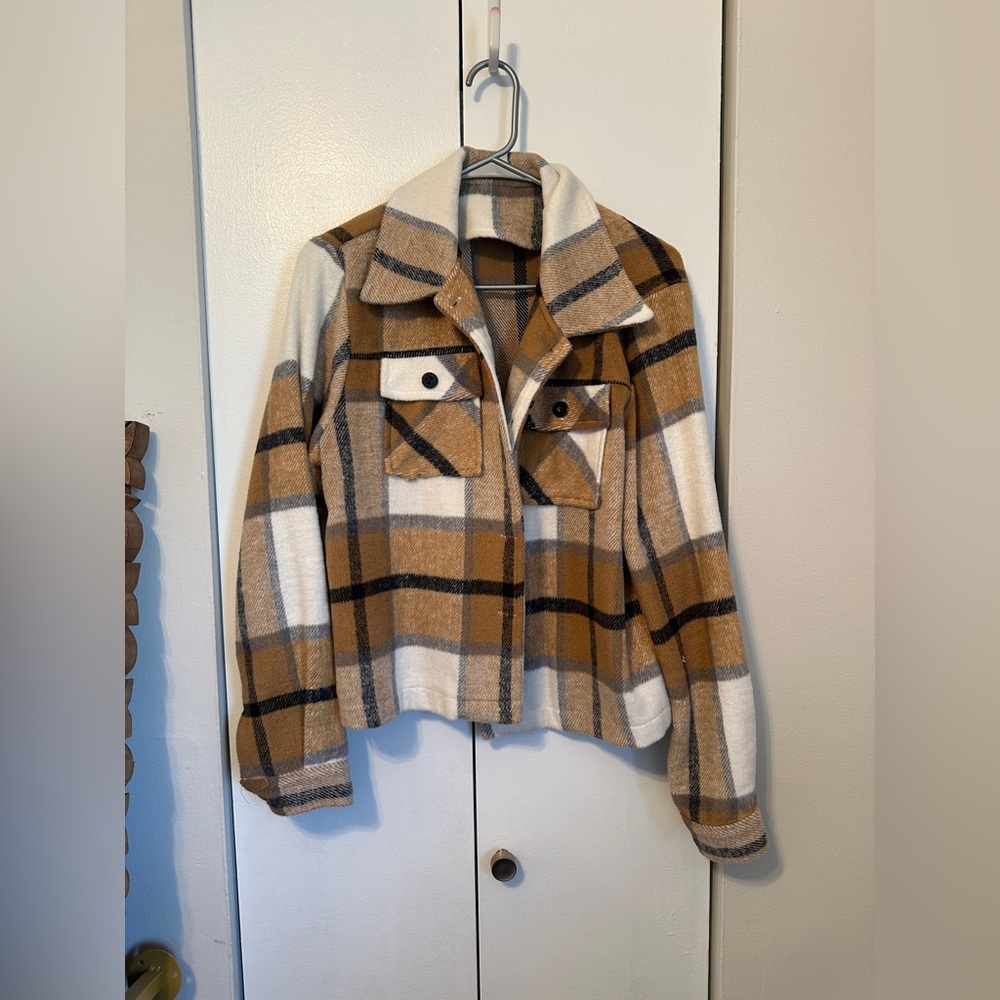 Yeokou Cropped Flannel Plaid Shacket - Women Large - Picture 2 of 6